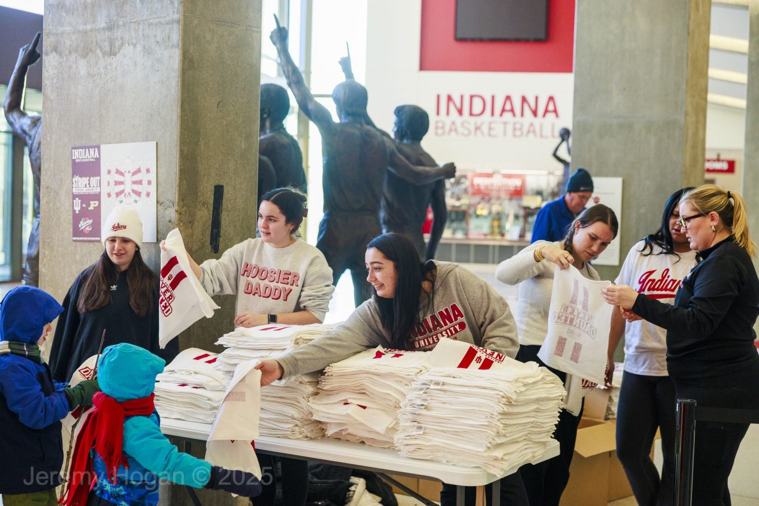 Thousands Head to Assembly Hall for IU Rally Towels Ahead of Miami